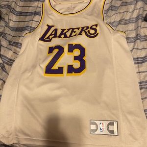 Lebron jersey